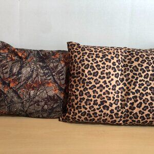 LOT of 2 Travel Pillows My Pillow w Camo Cover & Delta w Leopard Cover #F77